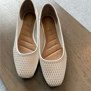 Me Too White Mesh Flats